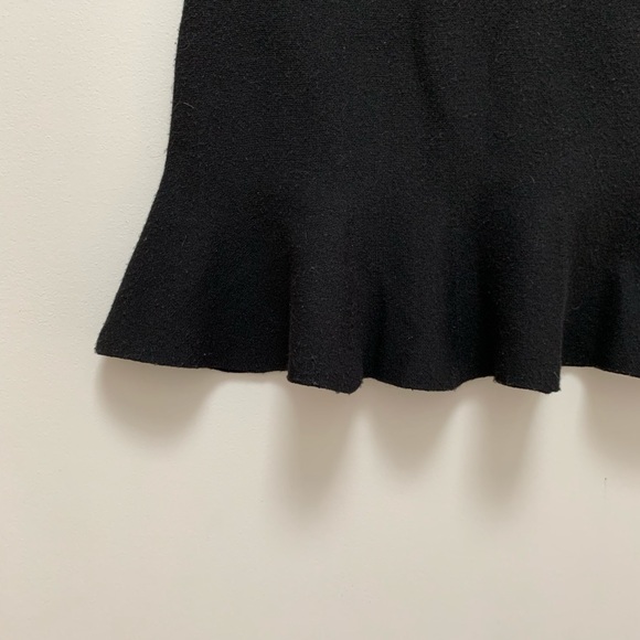 High waisted black tulip skirt. new. Size M. Zara - Picture 2 of 5